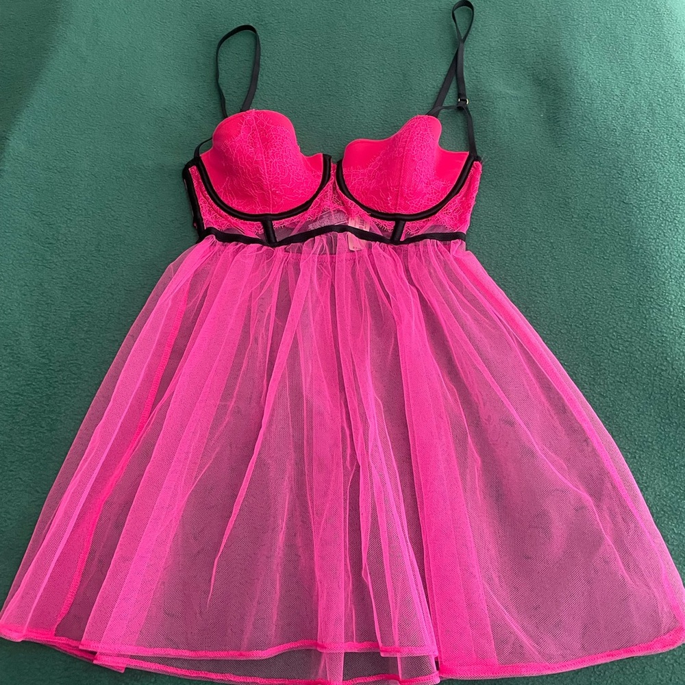 Victoria’s Secret Black Cage Babydoll - Picture 2 of 13